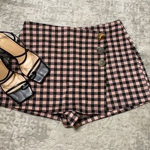 Plaid skort with buttons